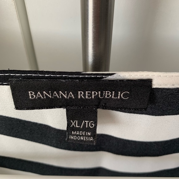 Banana Republic Blouse - Picture 5 of 9